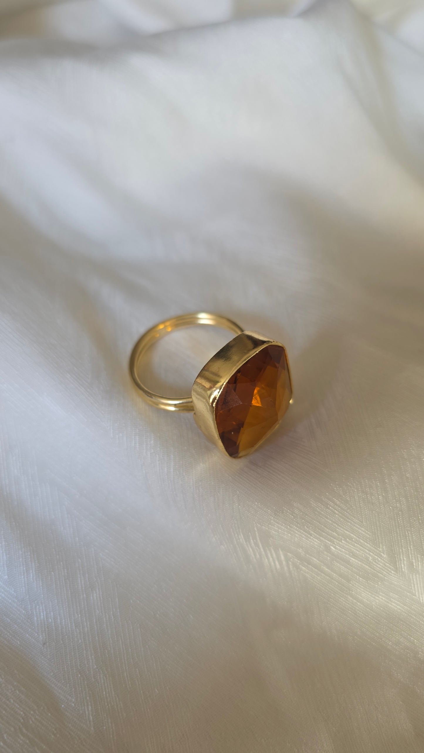 Anello cristallo ambra