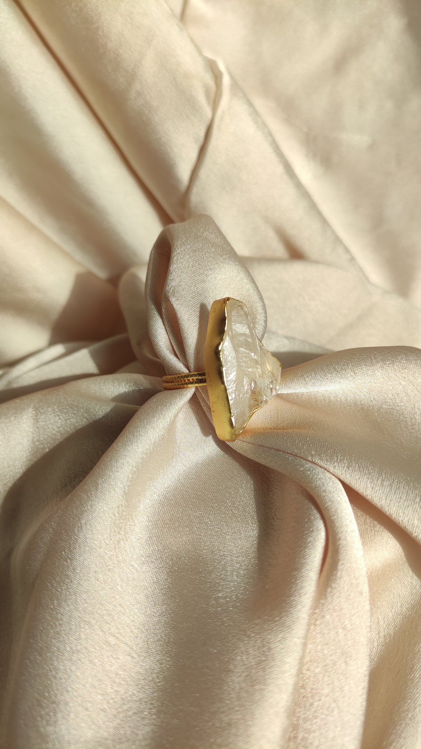 Anello topazio chiaro