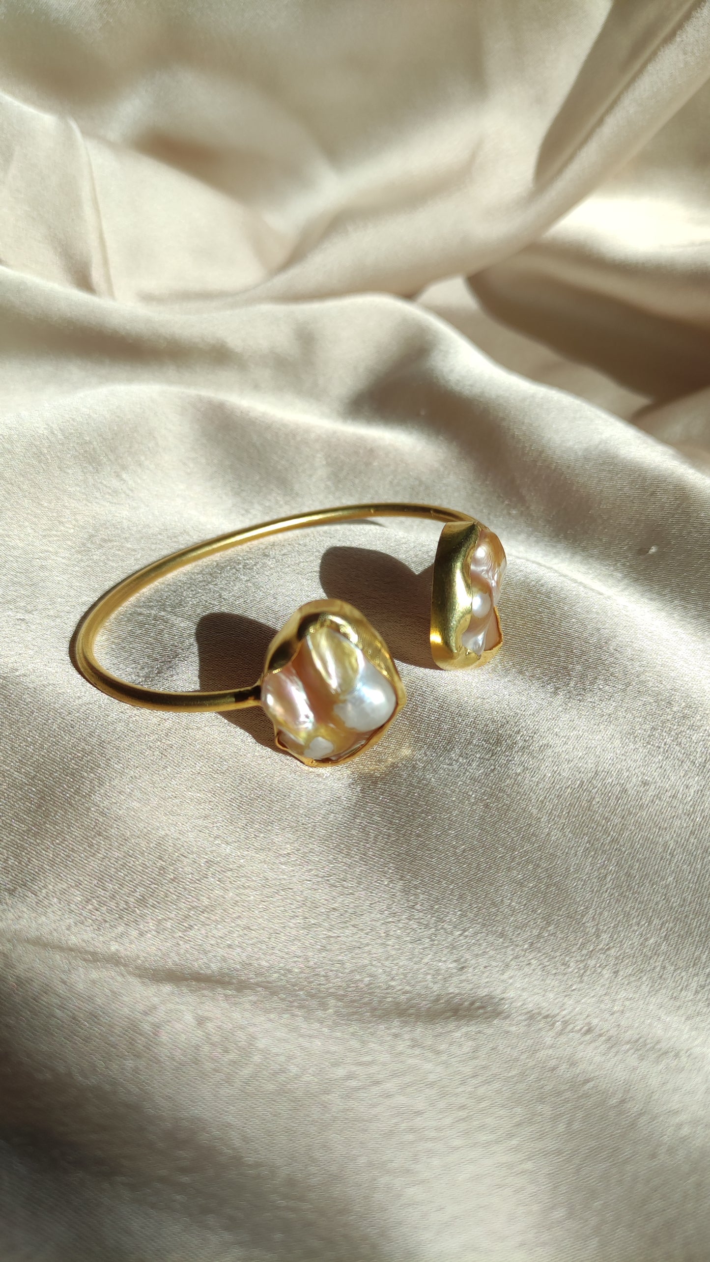 Bracciale perle irregolari