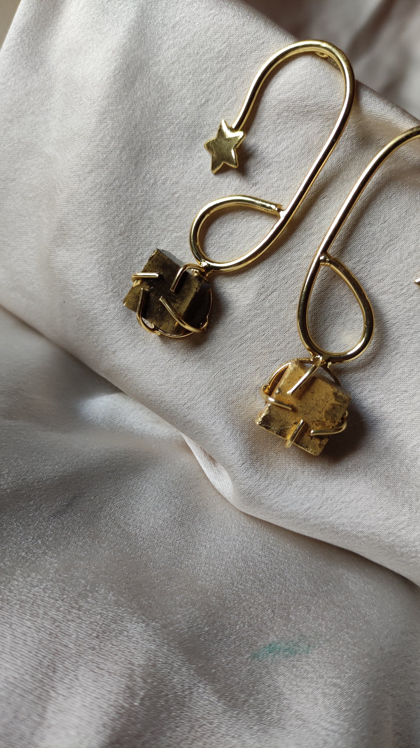 Orecchini stella oro