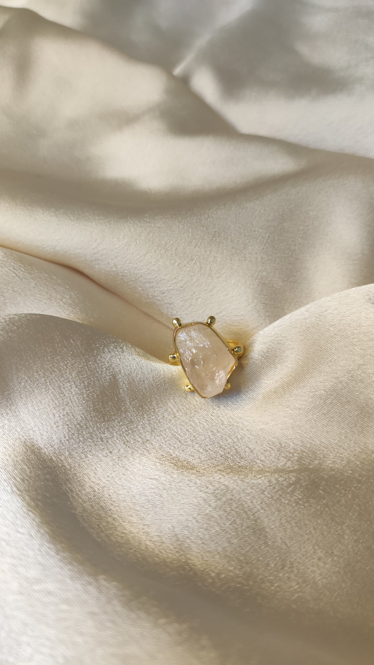 Anello regolabile quarzo rosa