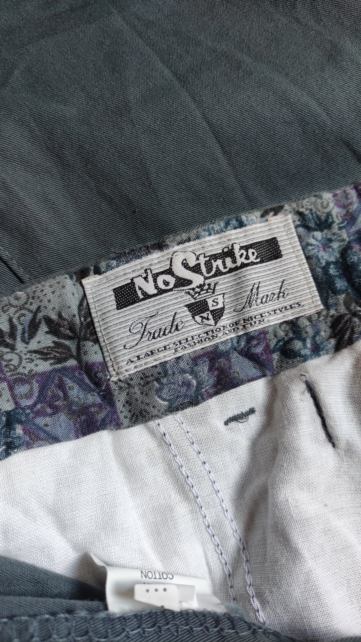 Pantaloni in cotone No Strike