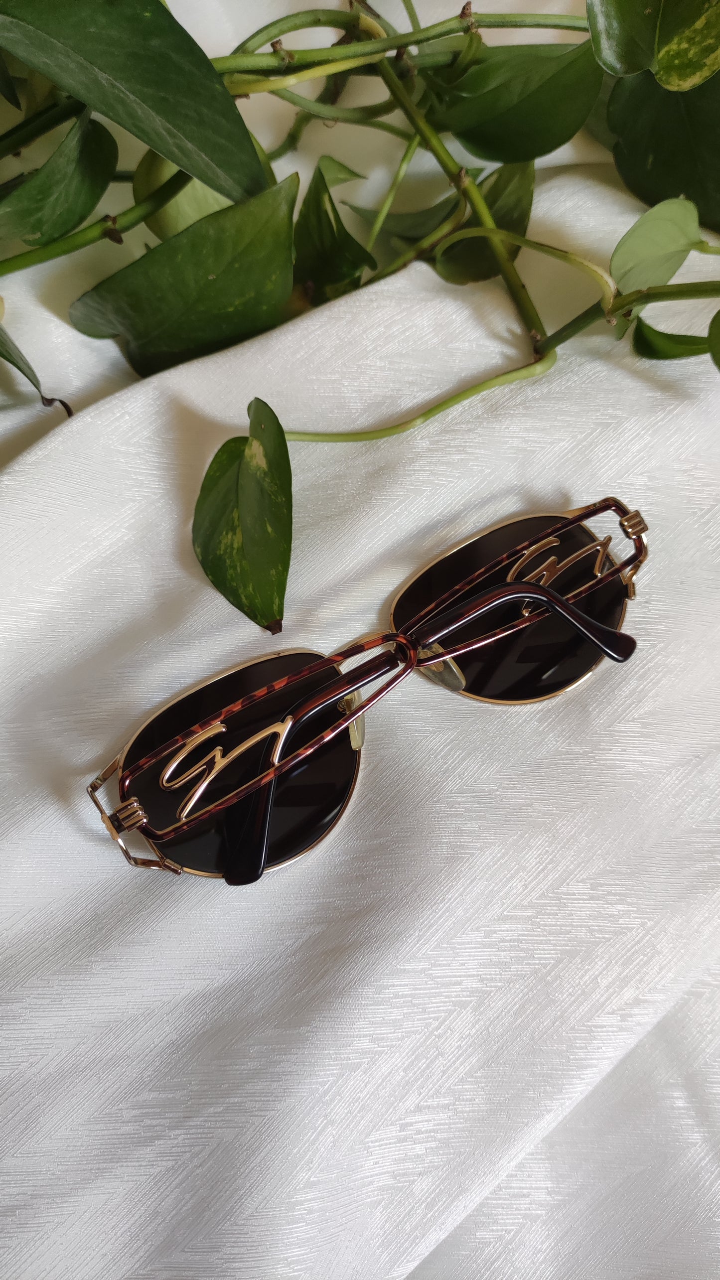 Occhiali da sole vintage Genny