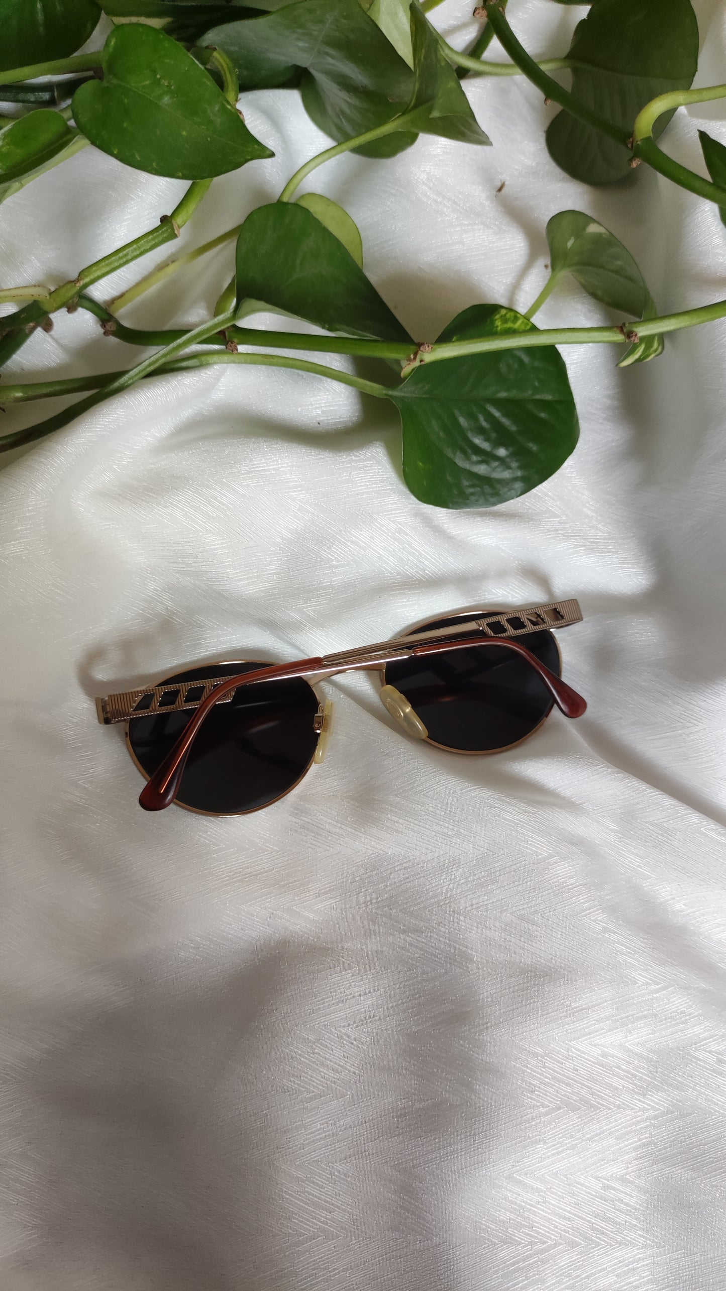 Occhiali da sole vintage Vogue #2