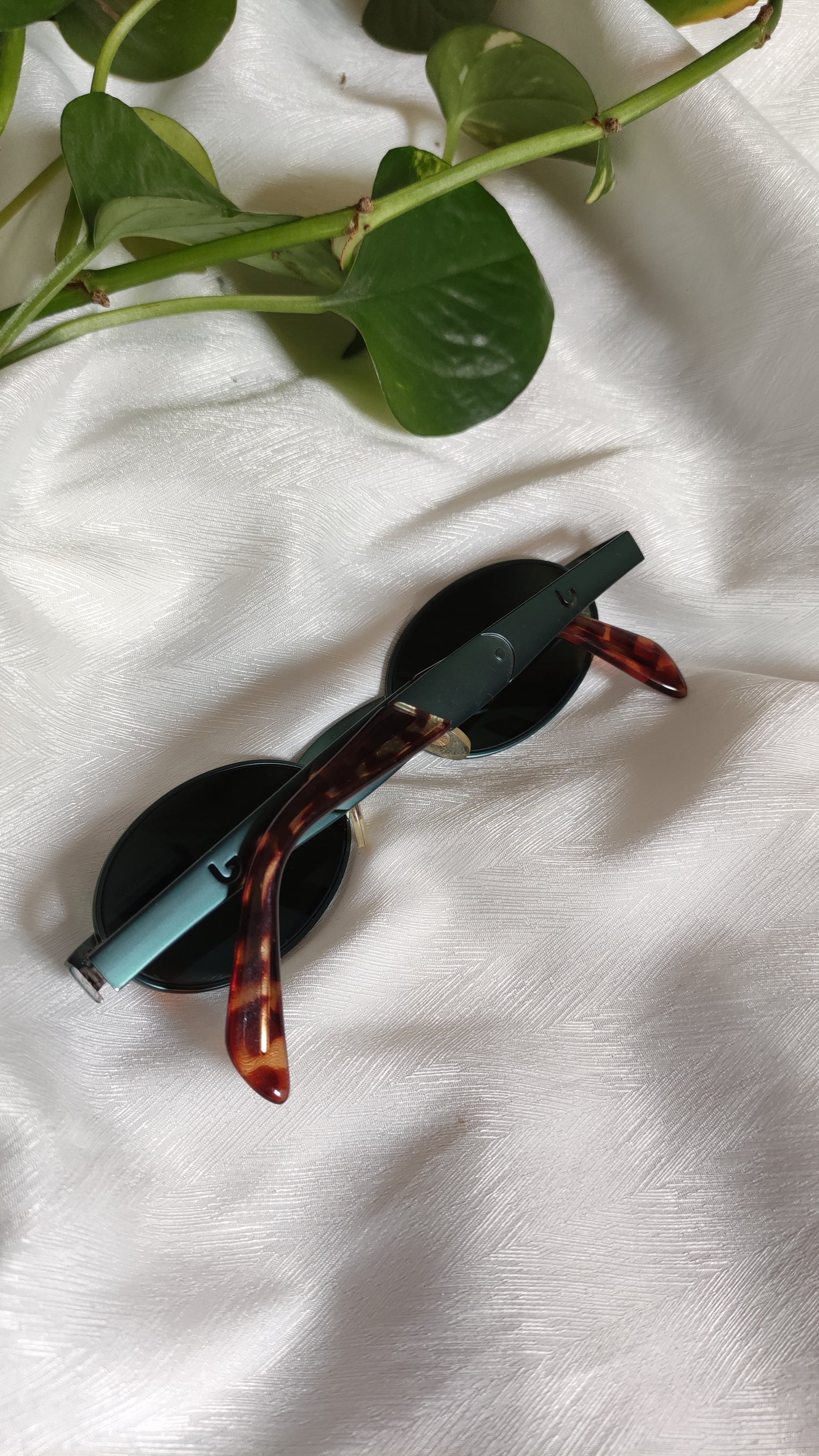 Occhiali da sole vintage Byblos verde e maculato