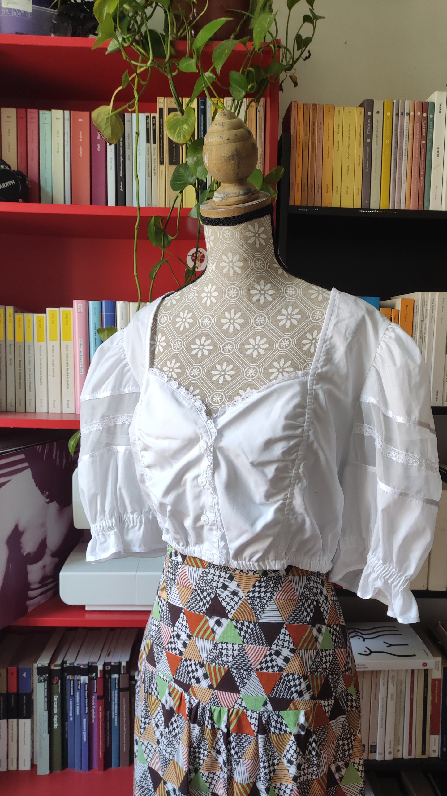 Camicia crop tirolese in misto cotone