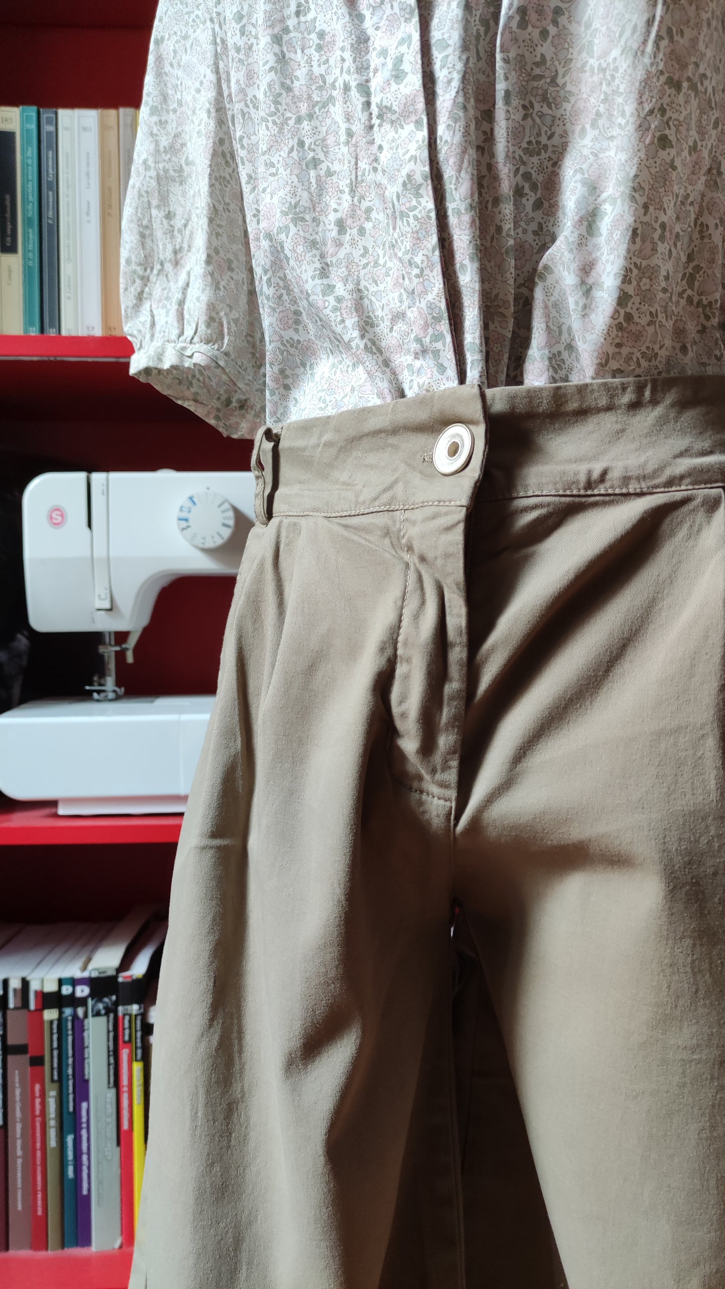 Pantaloni beige