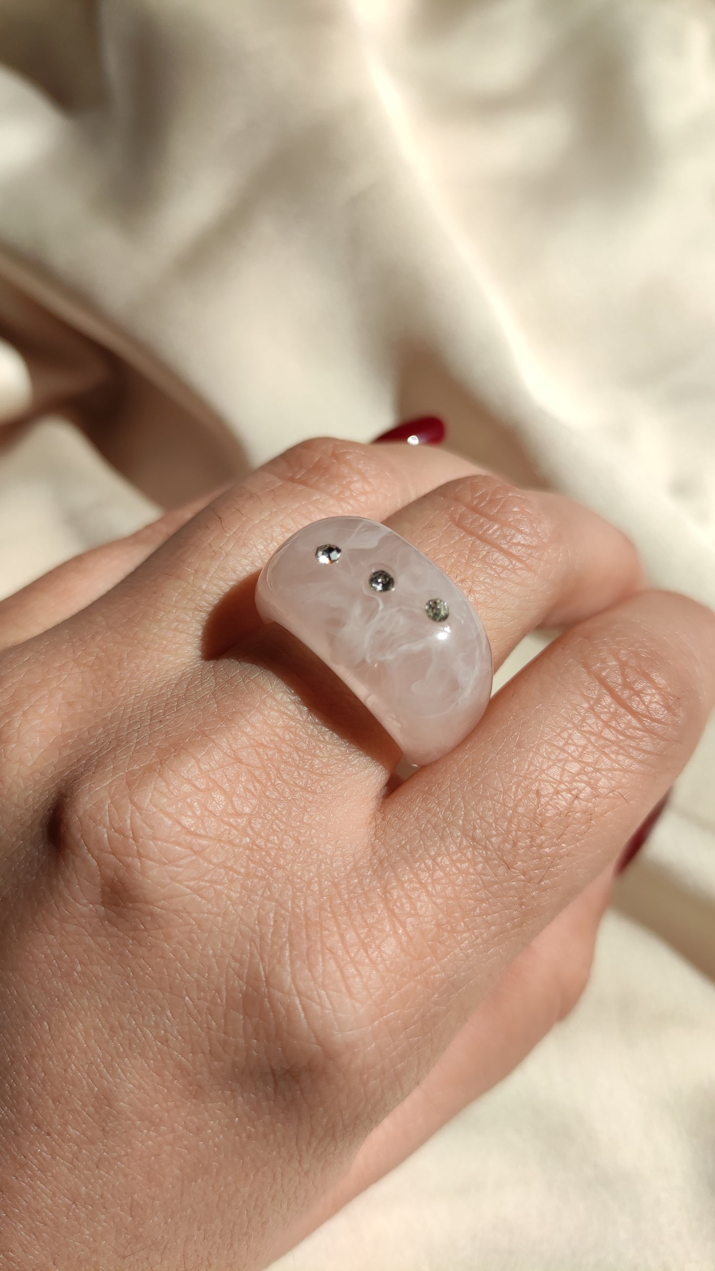 Anello perlato