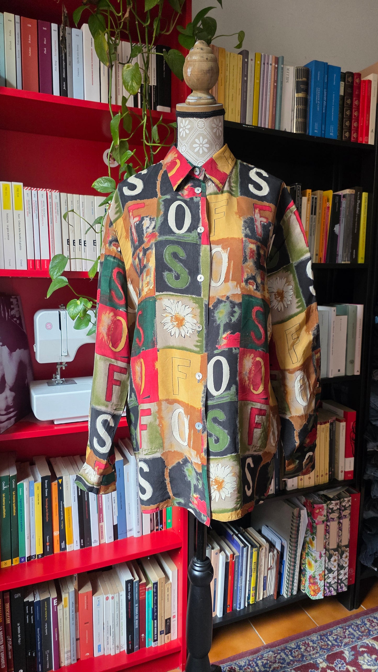 Camicia alfabeto in cupro