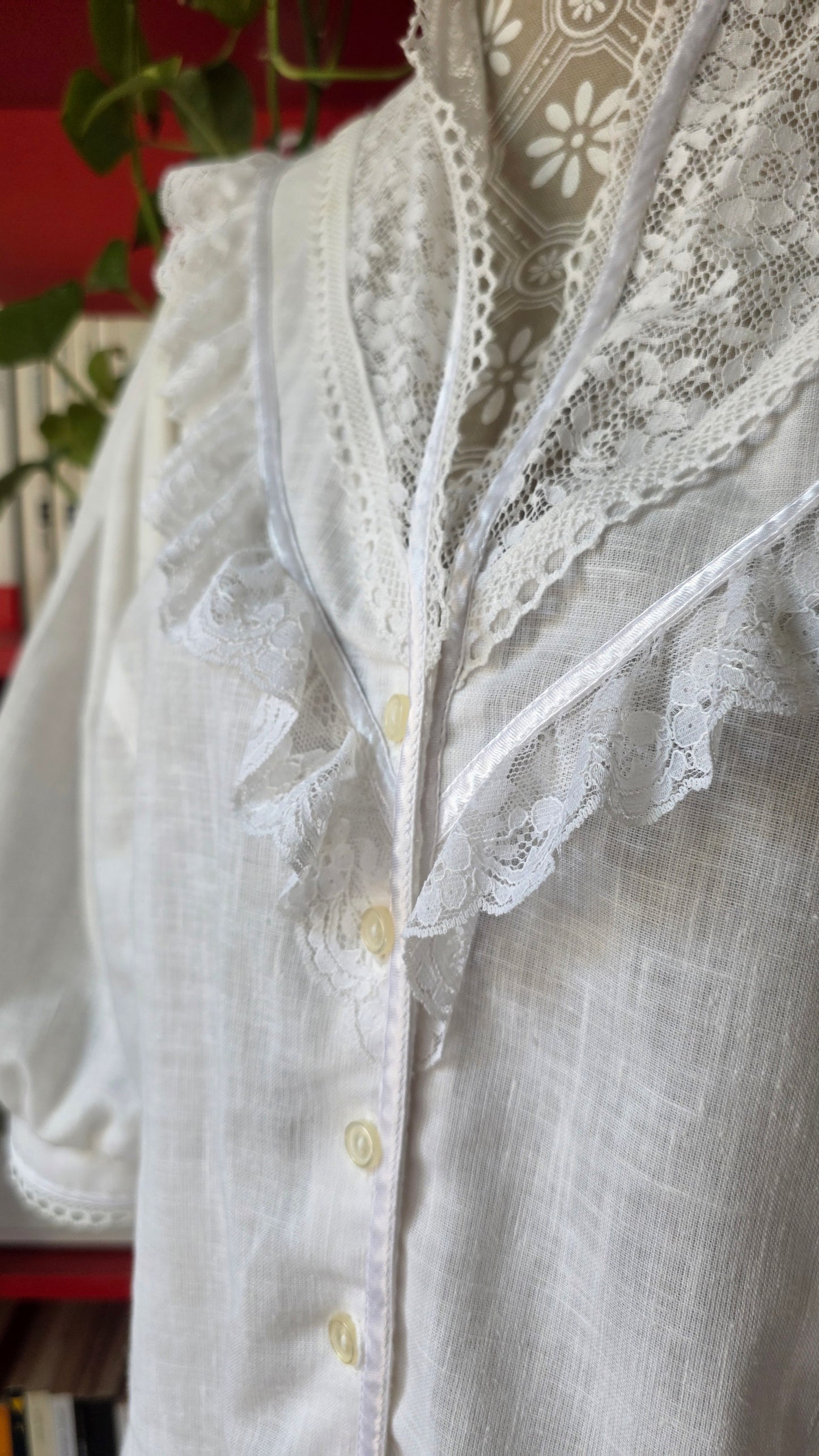 Camicia romantica