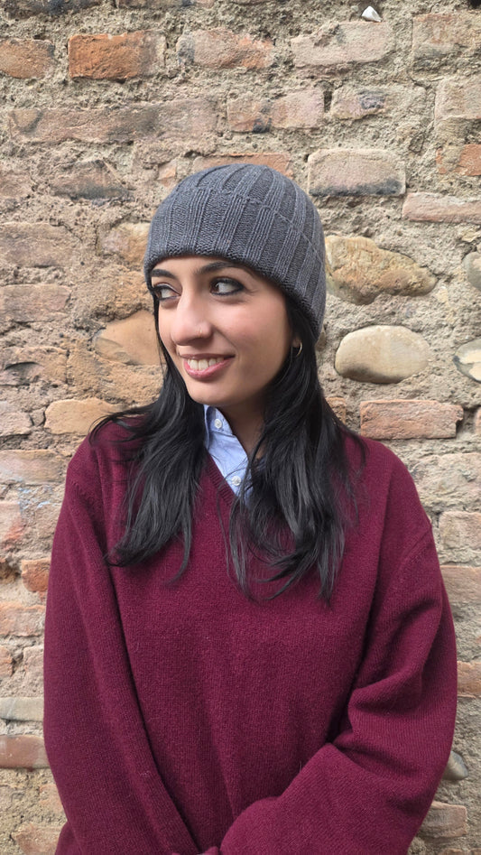 cappello a coste in 100% cashmere (15 colori disponibili)
