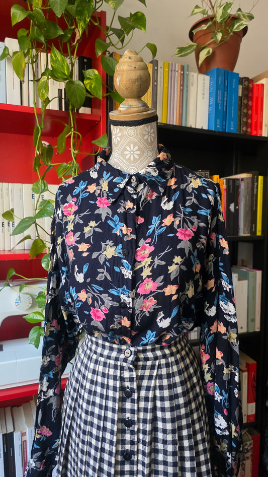 Camicia fiori sfondo nero