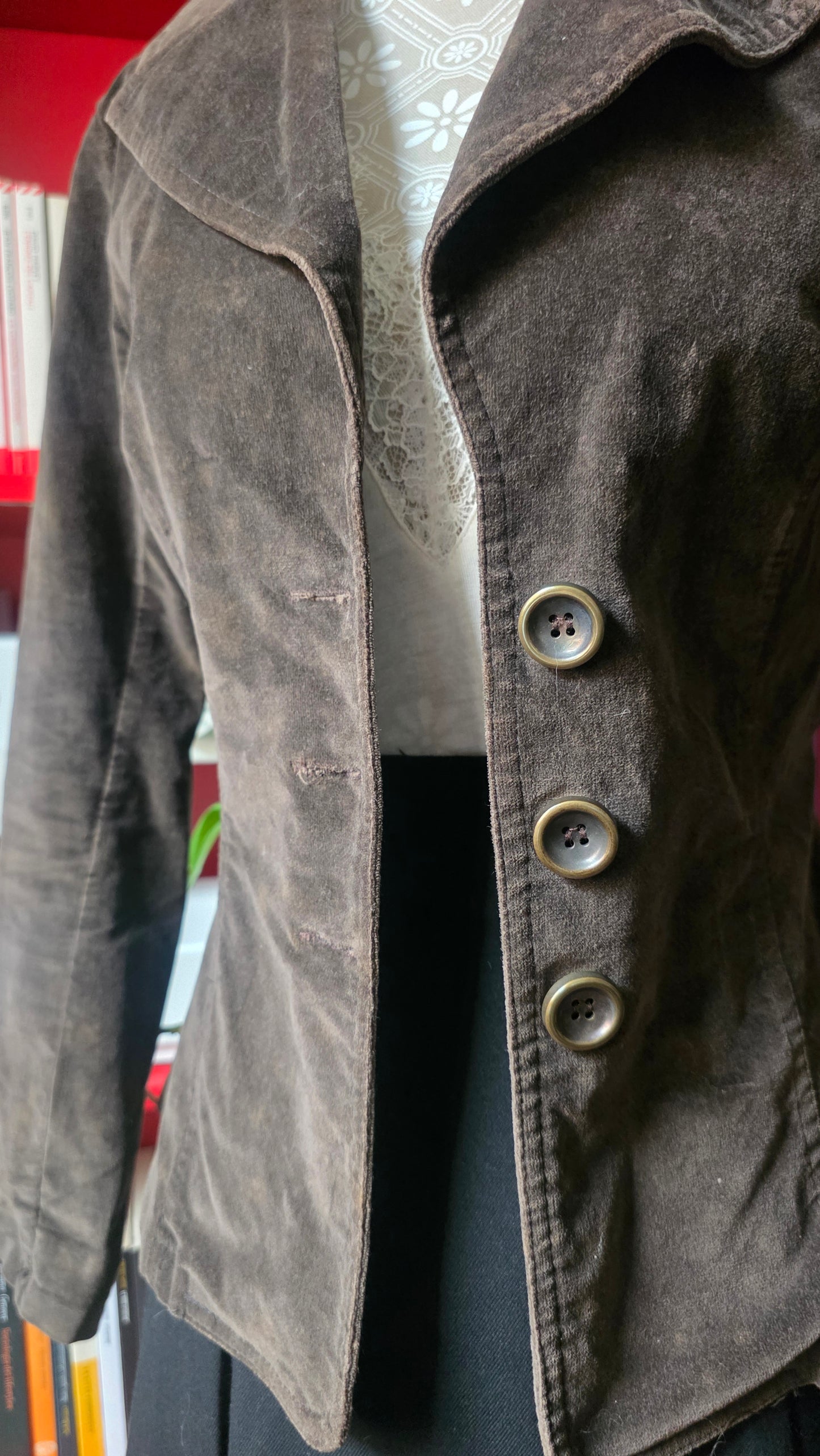 Blazer sagomato in velluto liscio marrone