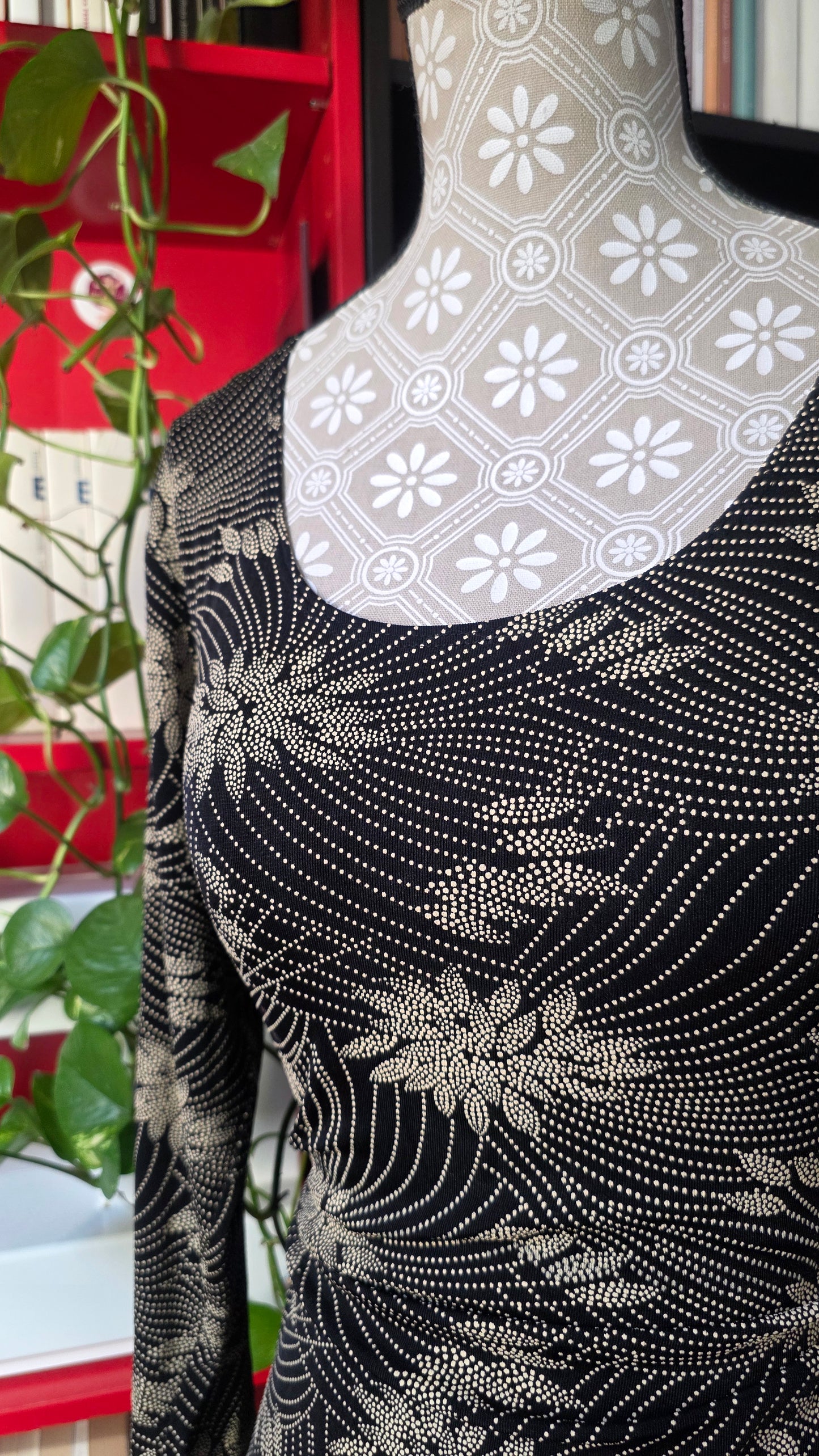 Abito Peace and Love Paris