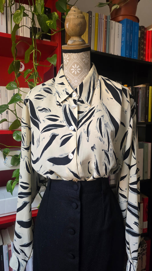 Camicia panna astratta