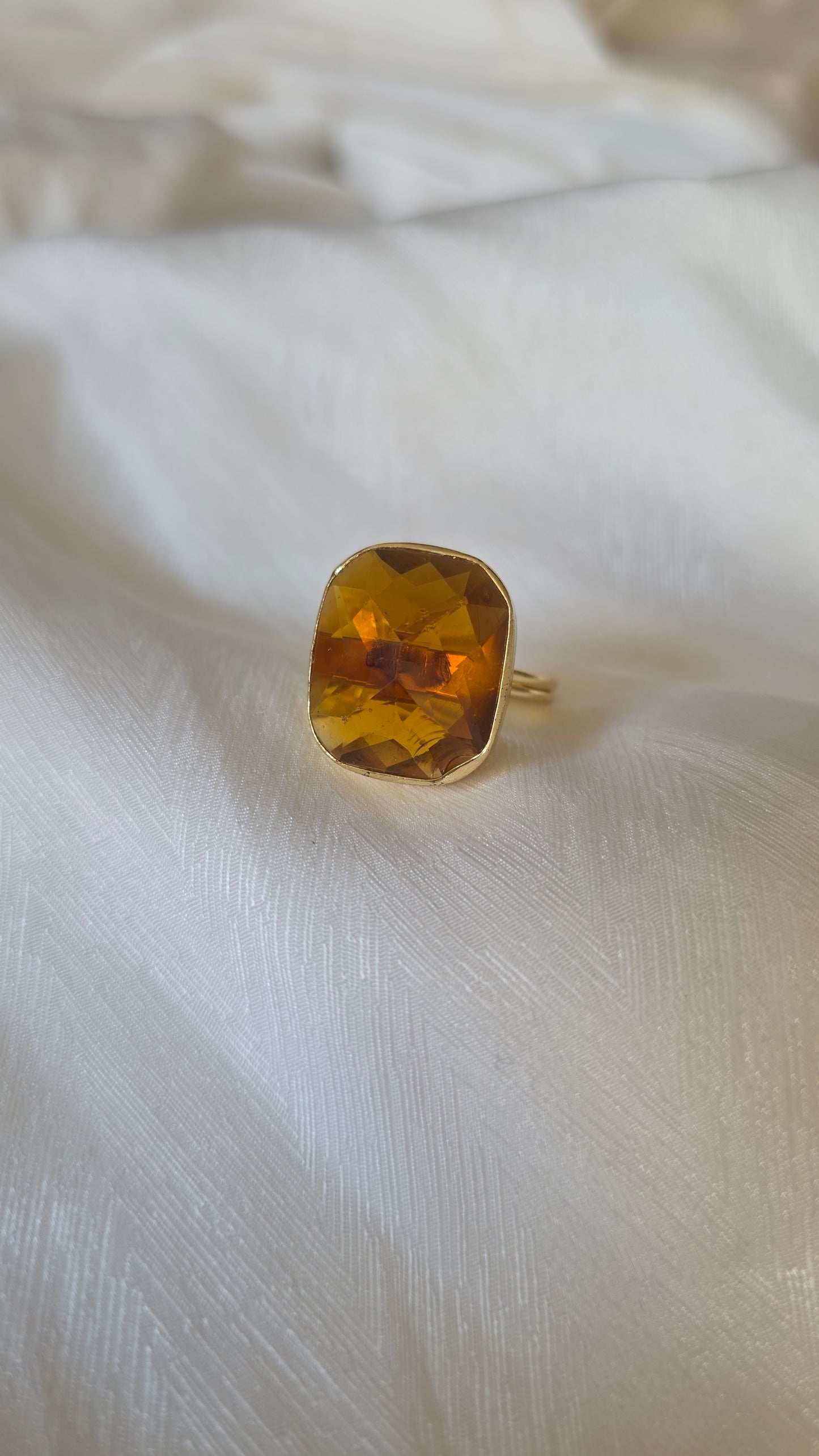 Anello cristallo ambra