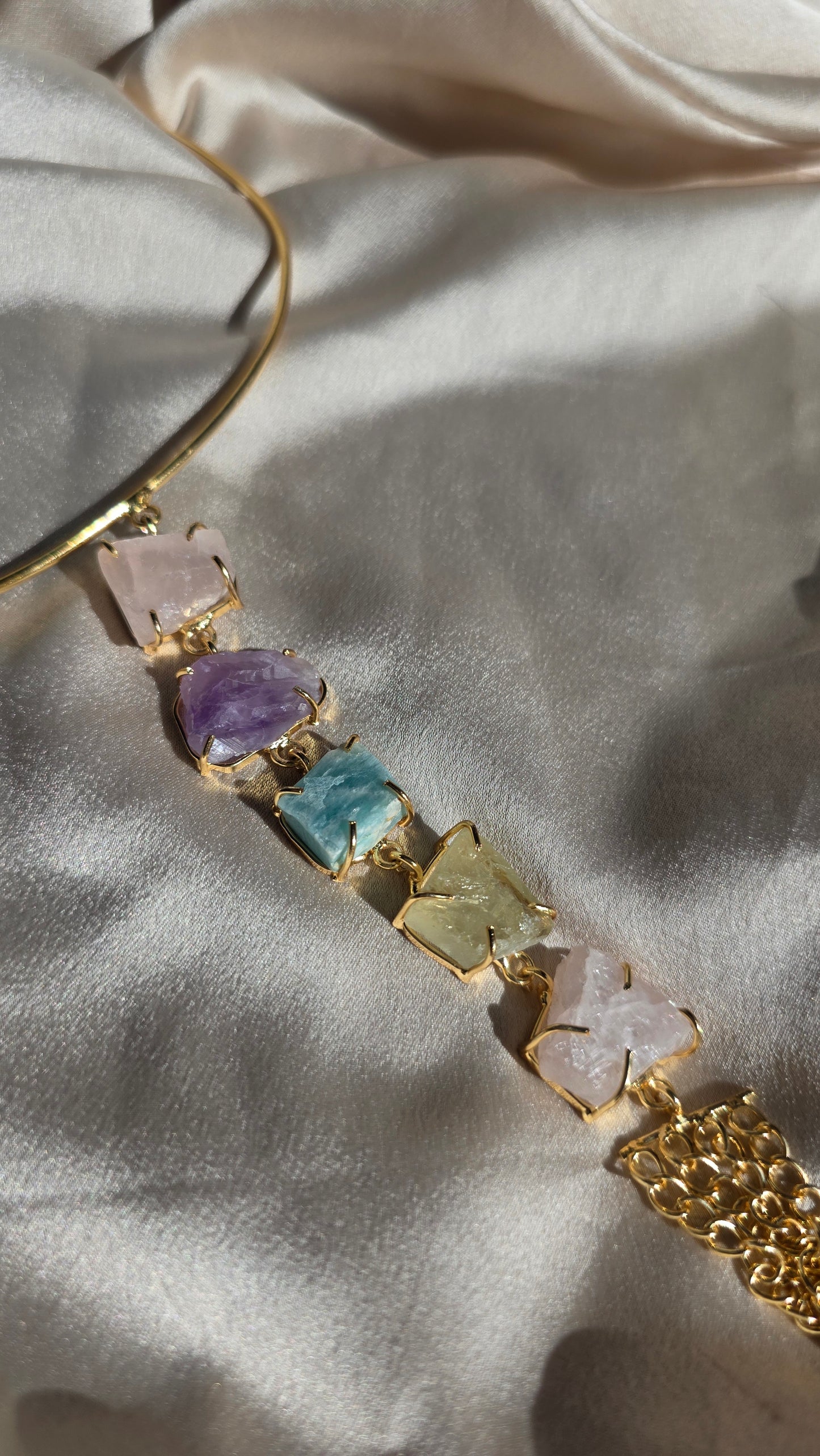 Collana agata rigida