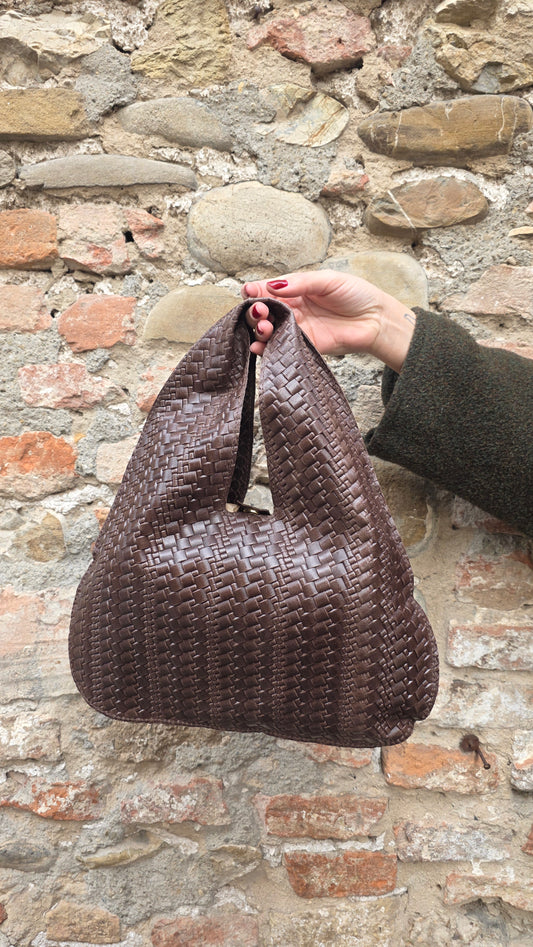 l'intrecciata marrone