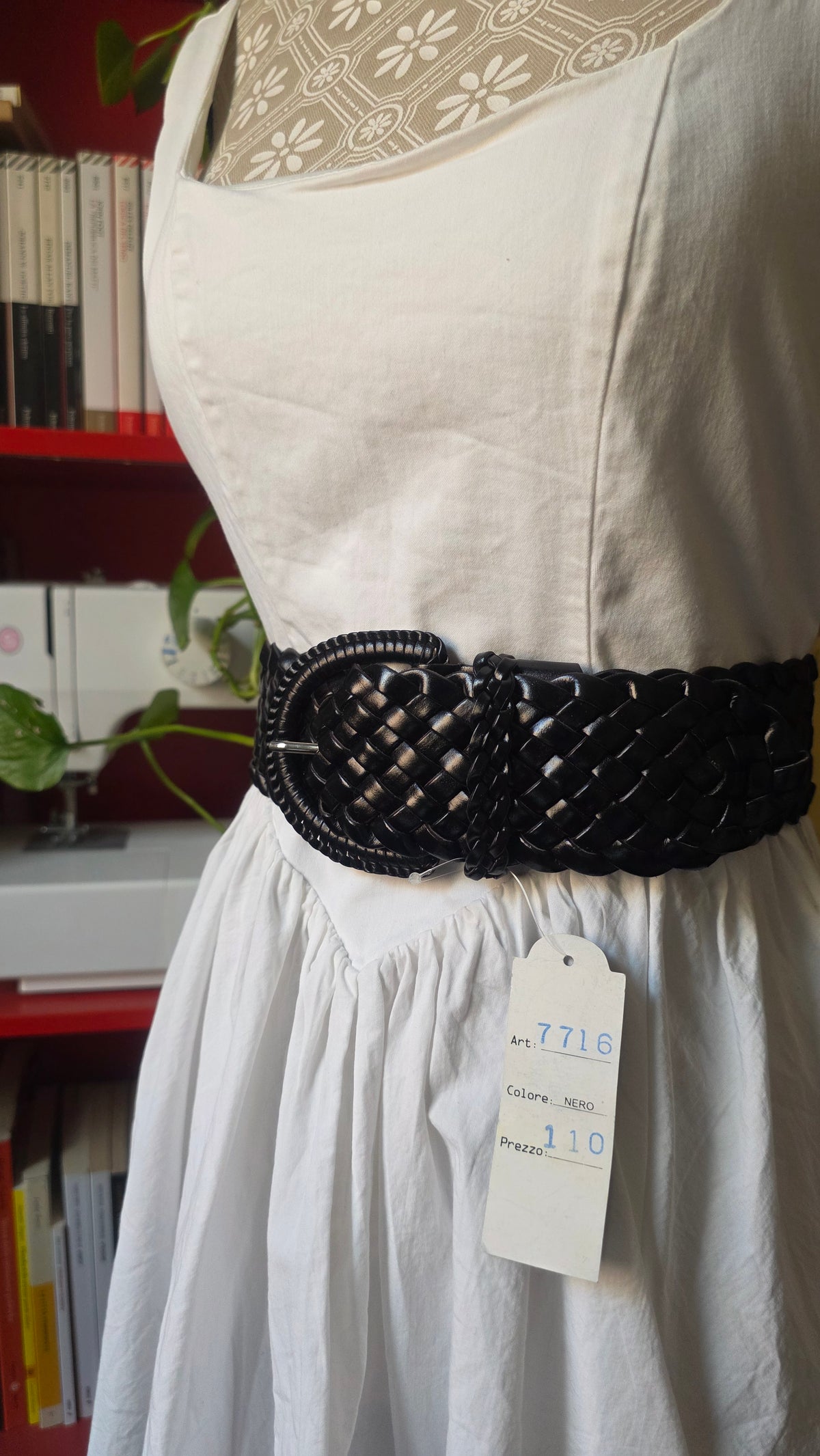 Cintura in pelle intrecciata nera