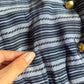 Camicia a righe blu e azzurra