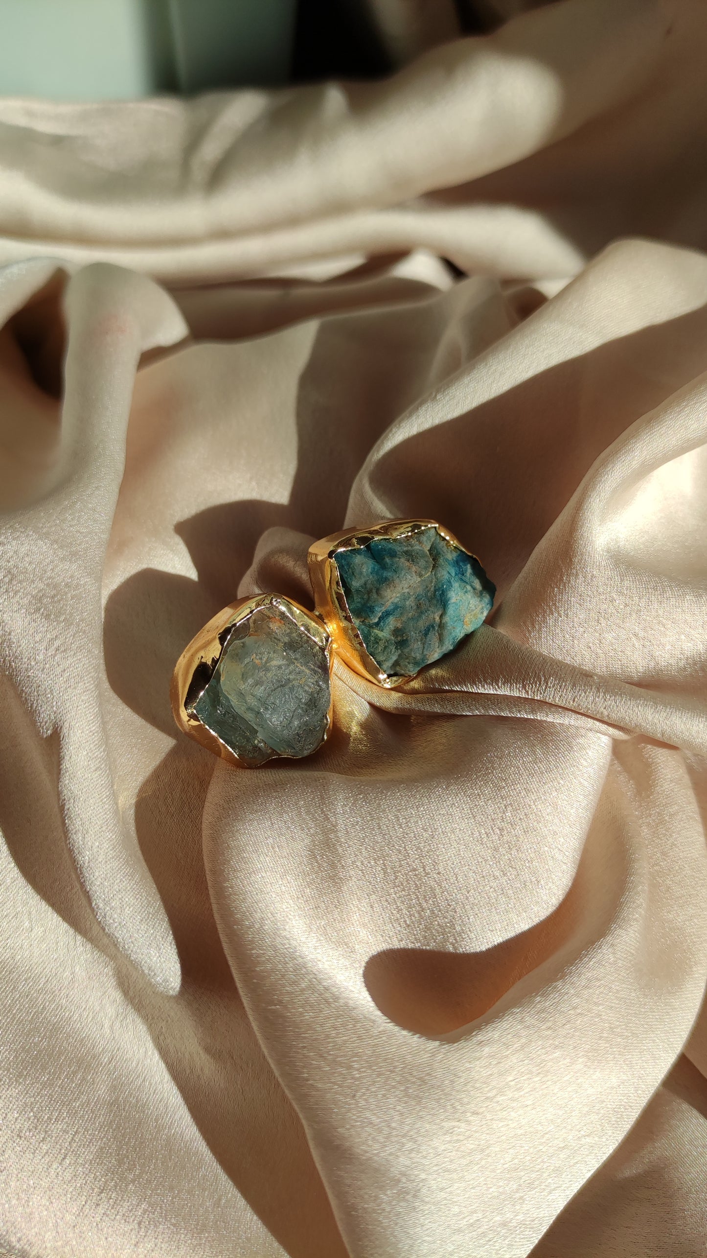 Anello toni del blu