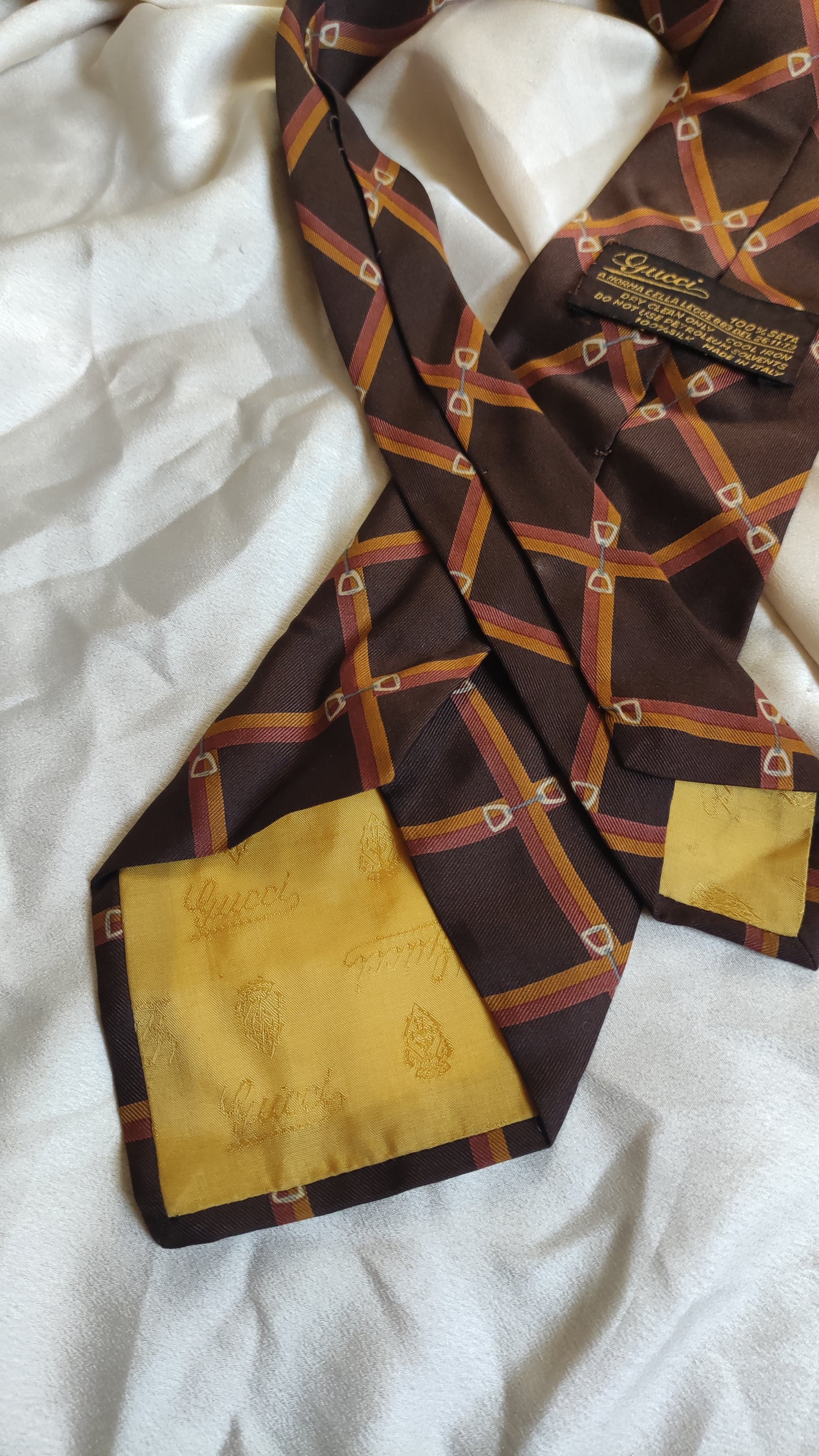 Cravatta Gucci in seta