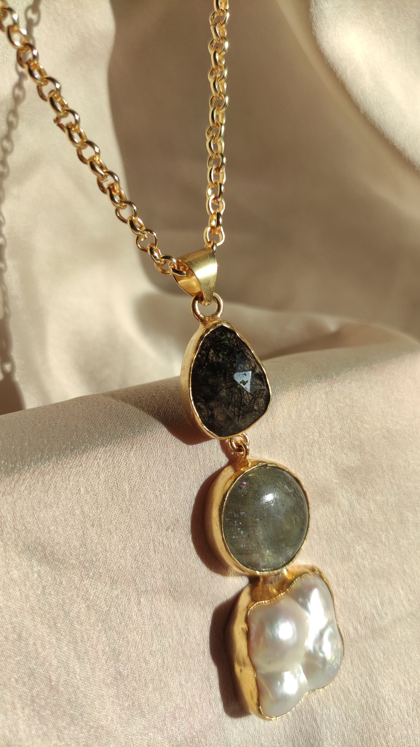 Collana pietra, labradorite e perla