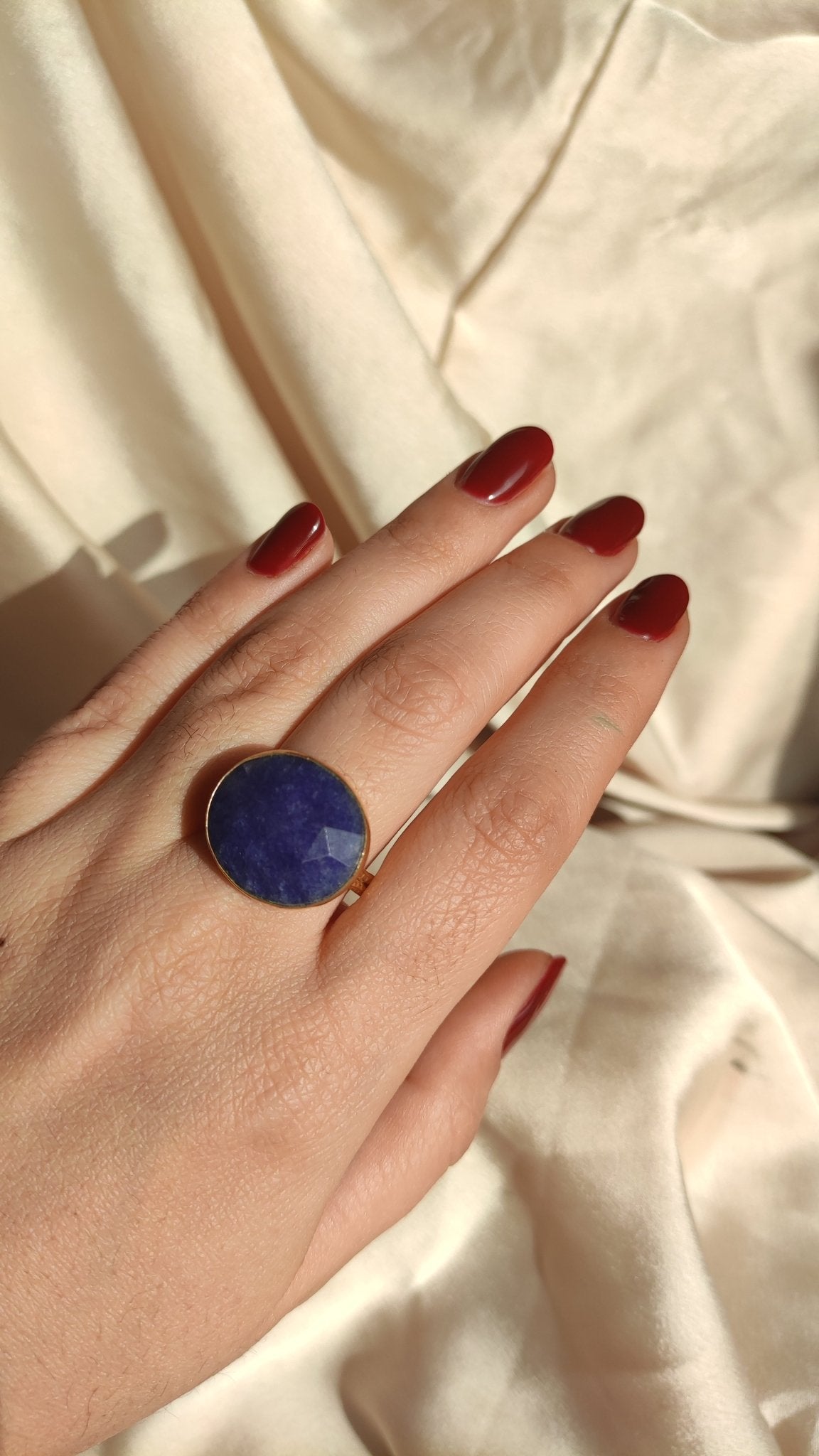 Anello corniola blu