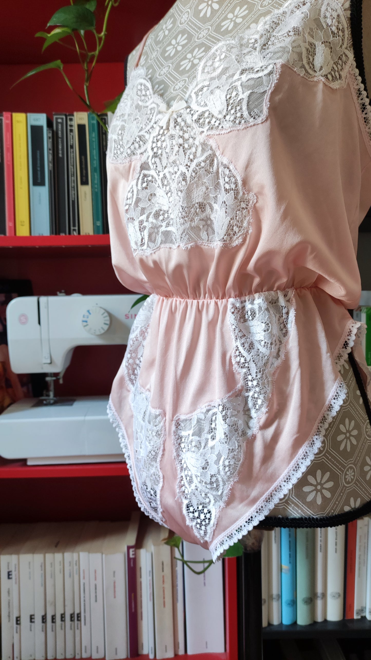 Body lingerie rosa e bianco