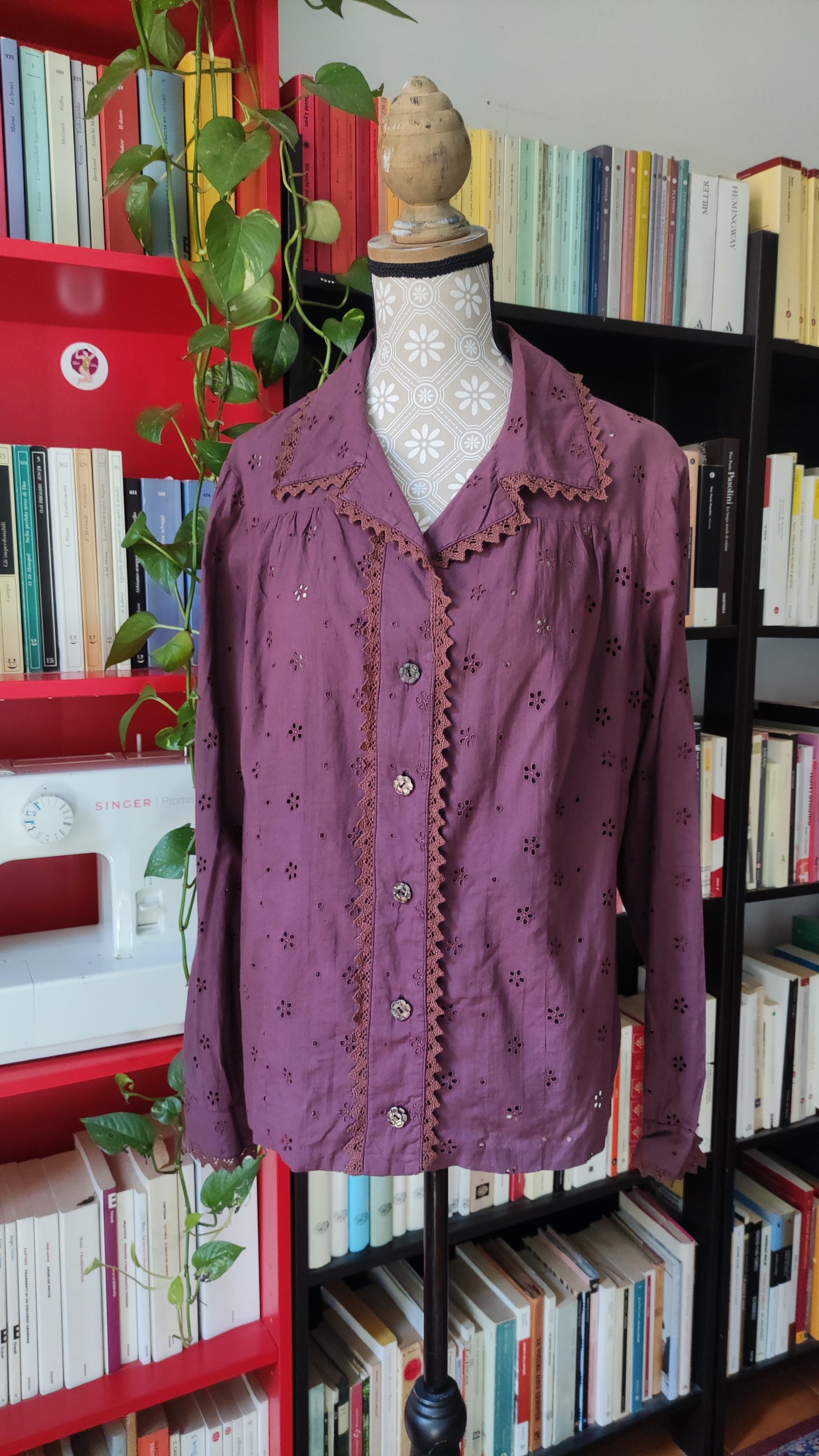 Camicia handmade san gallo viola