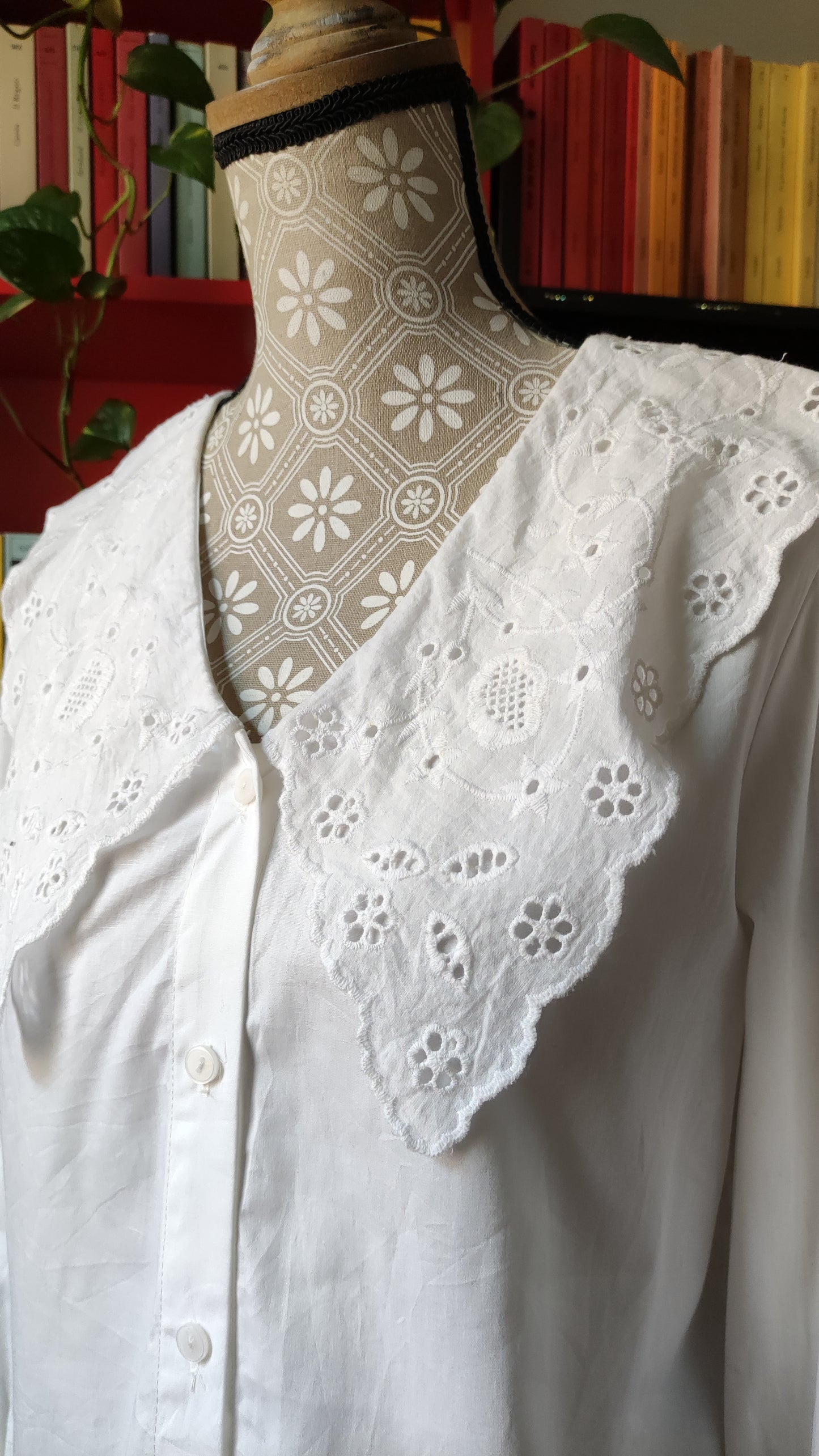 Camicia romantica bianca in cotone