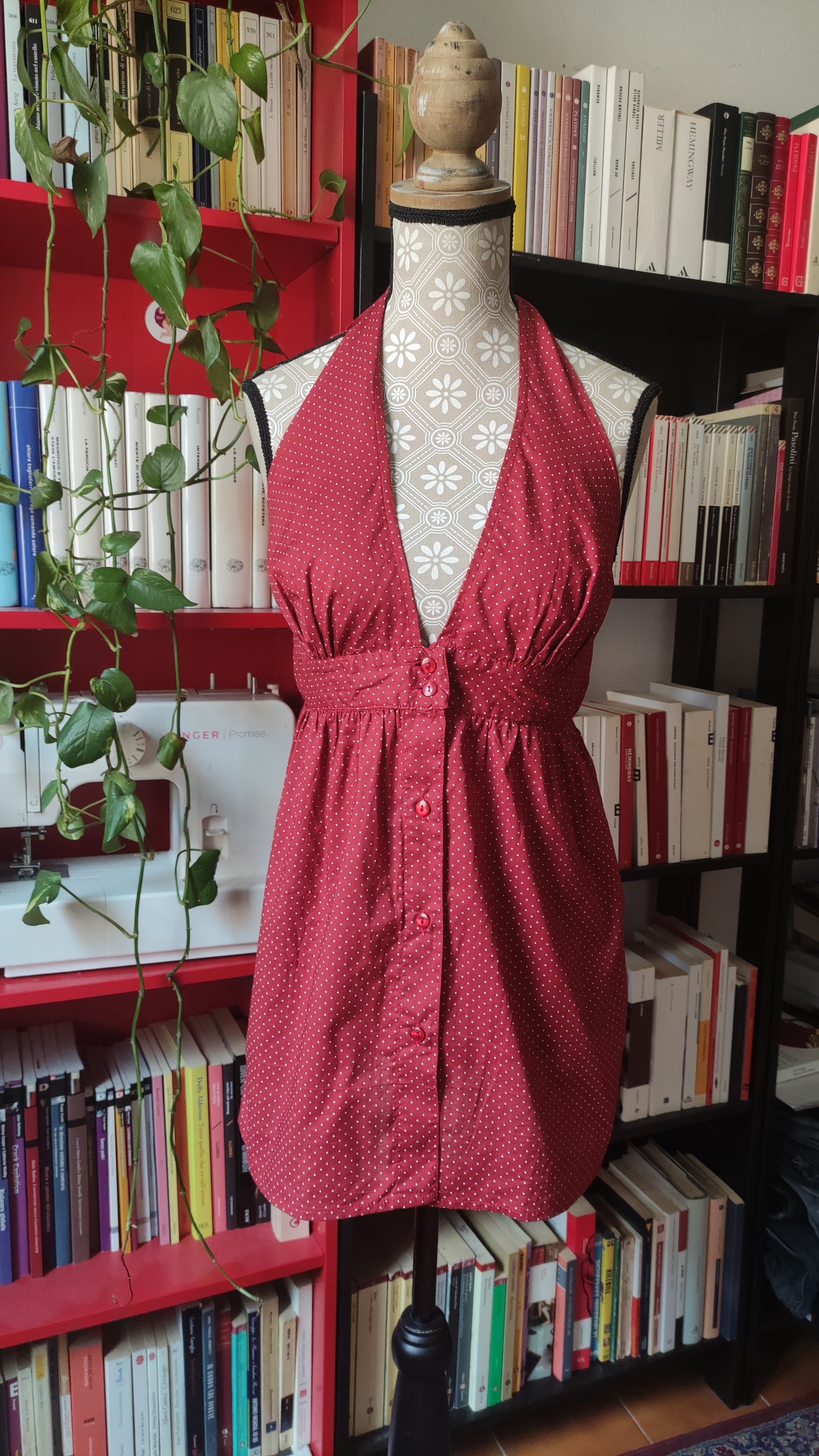 Top rosso pois