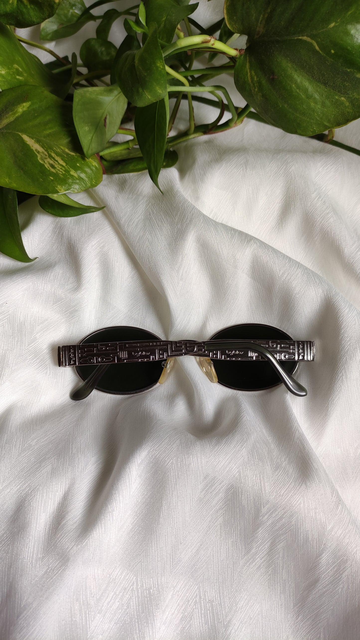 Occhiali da sole vintage Byblos