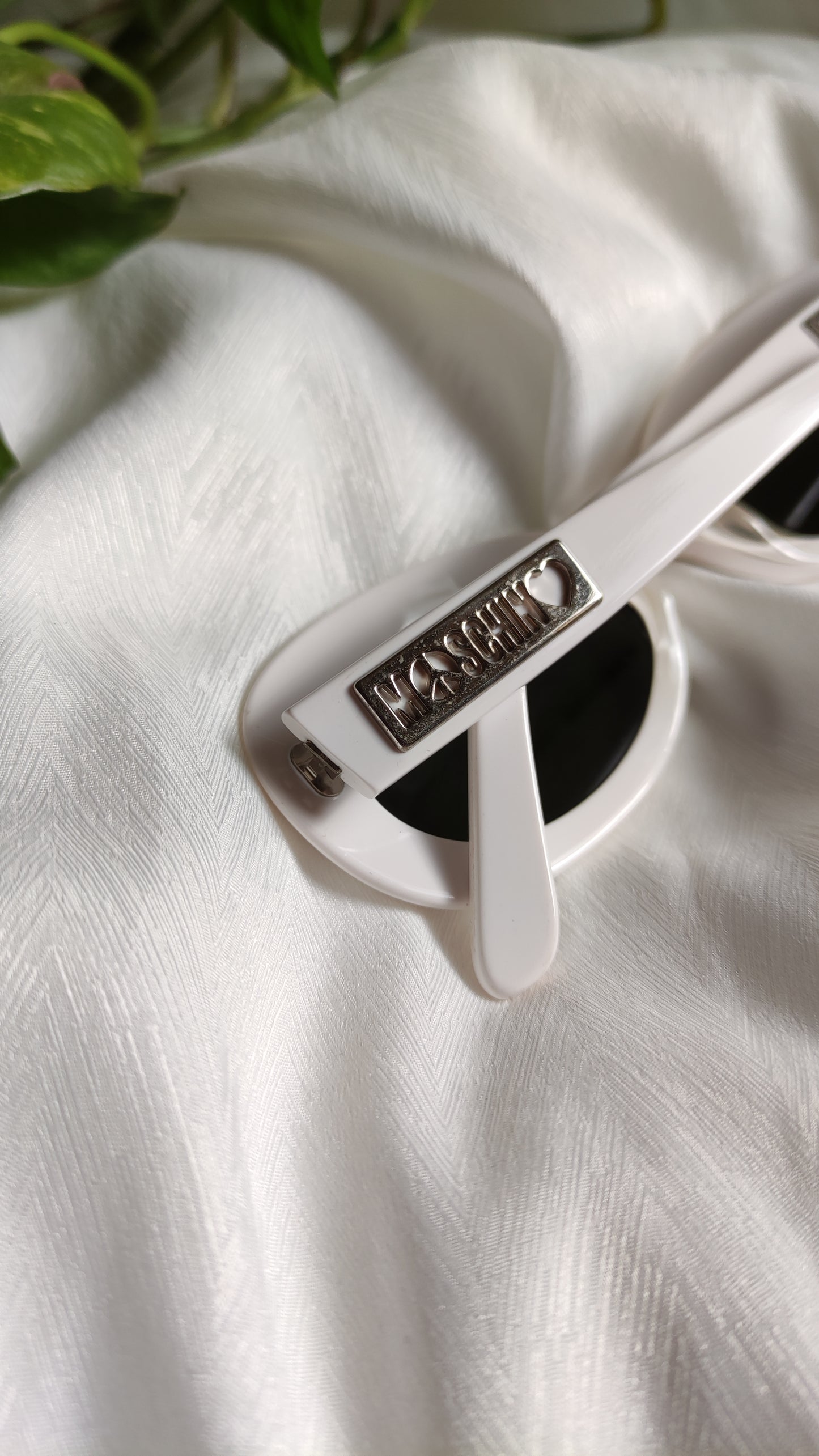 Occhiali da sole vintage Moschino