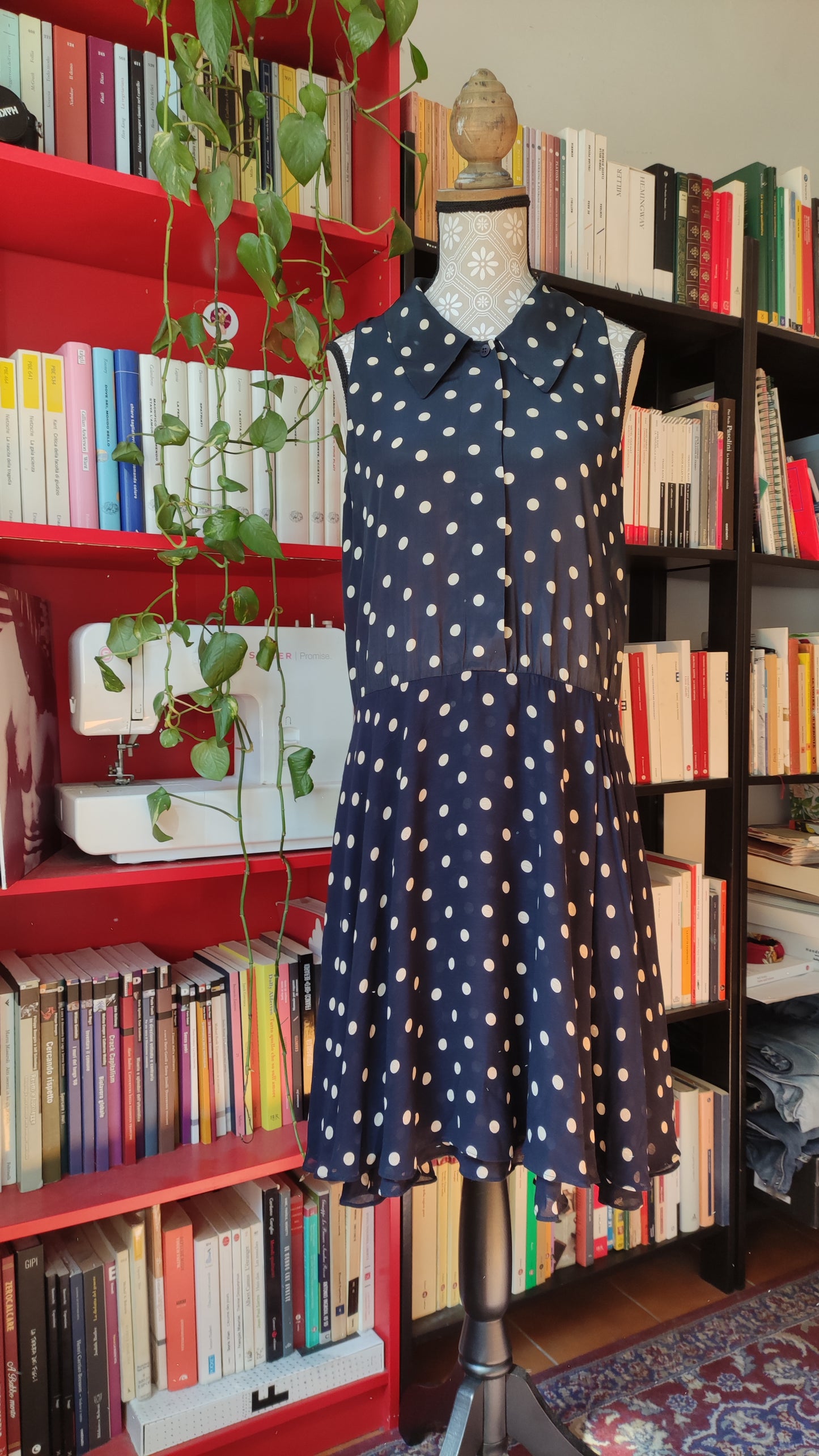 Abito a pois sartoriale