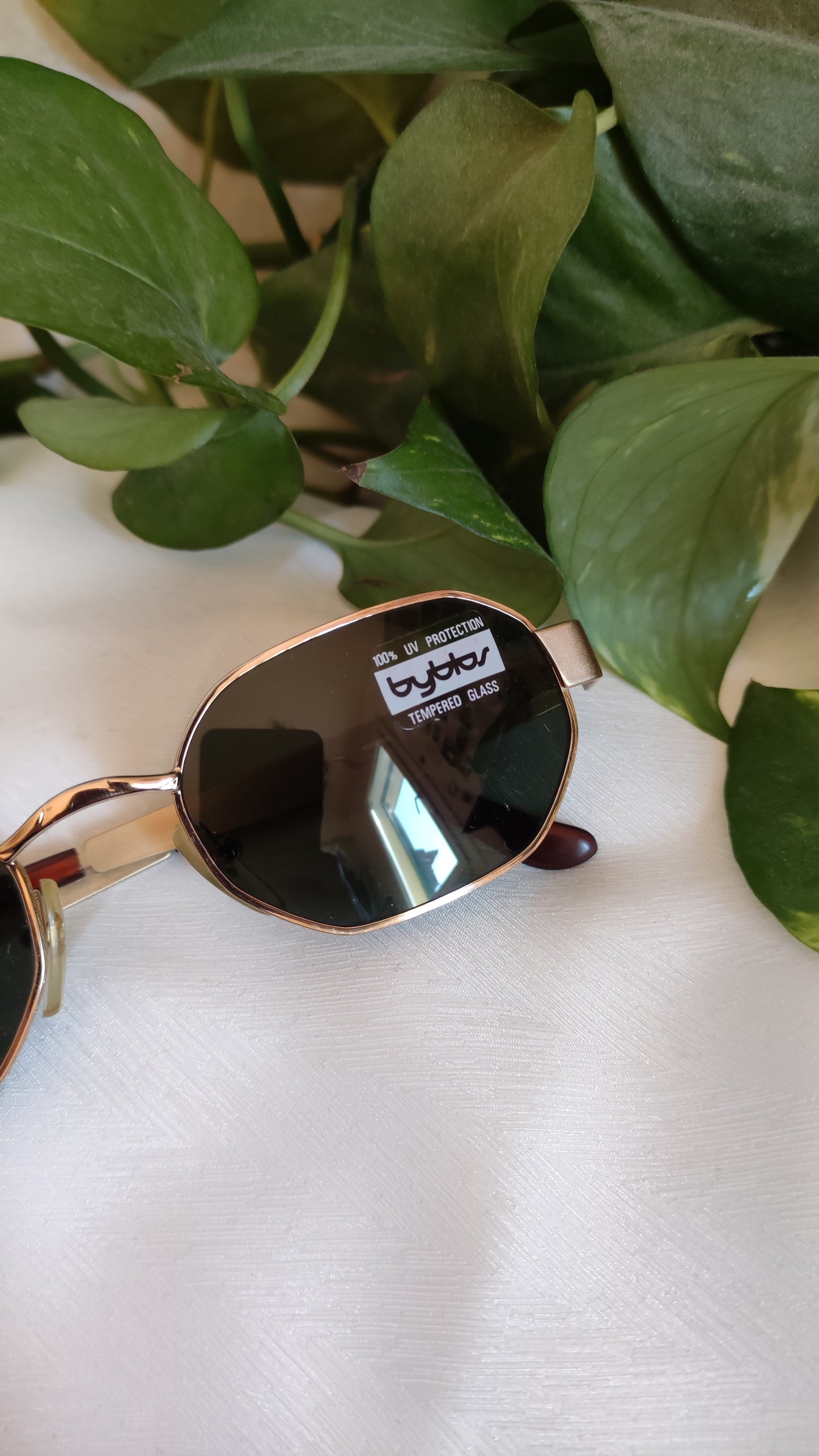 Occhiali da sole vintage Byblos metallo