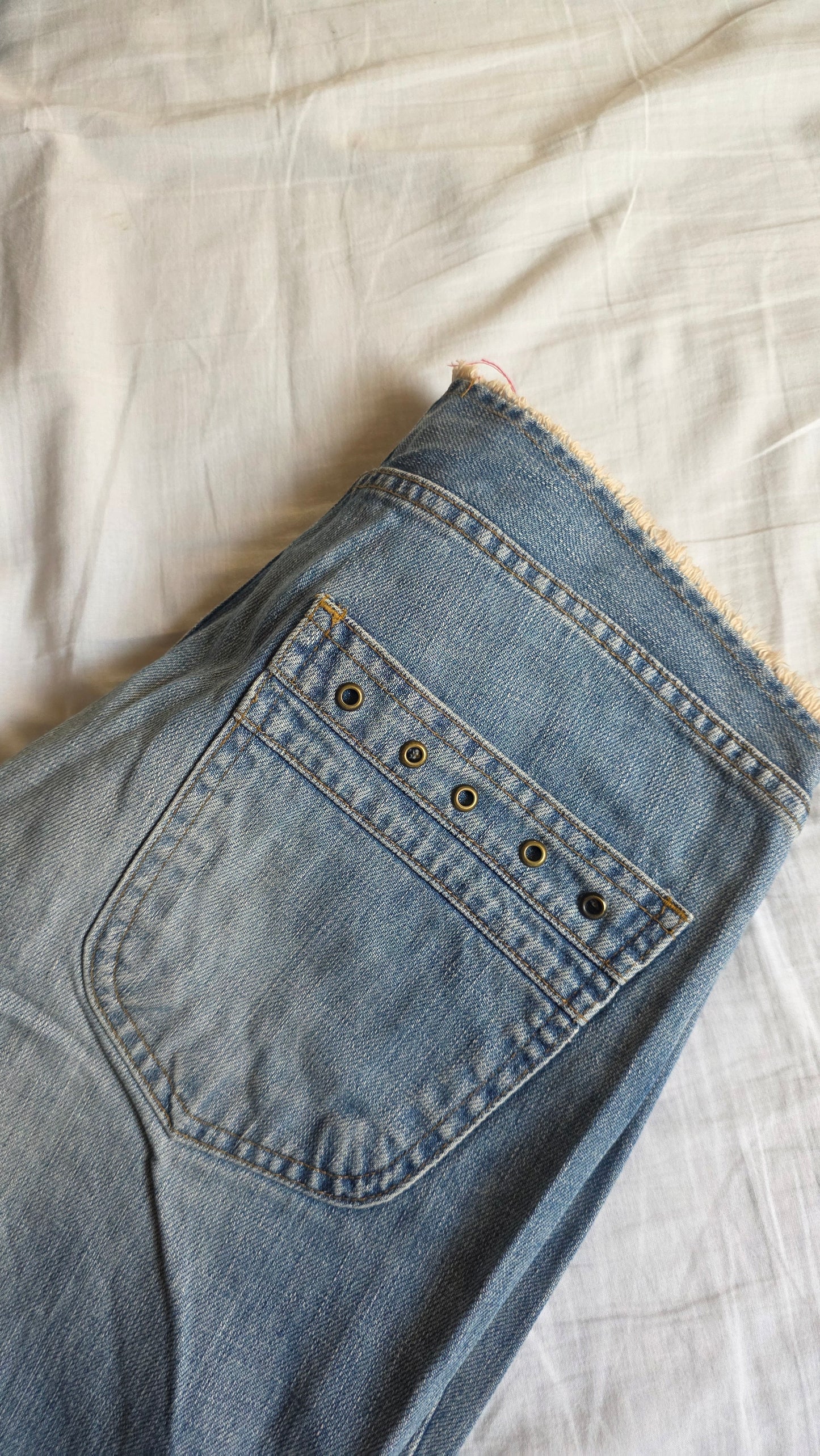 Jeans a zampa anni 2000