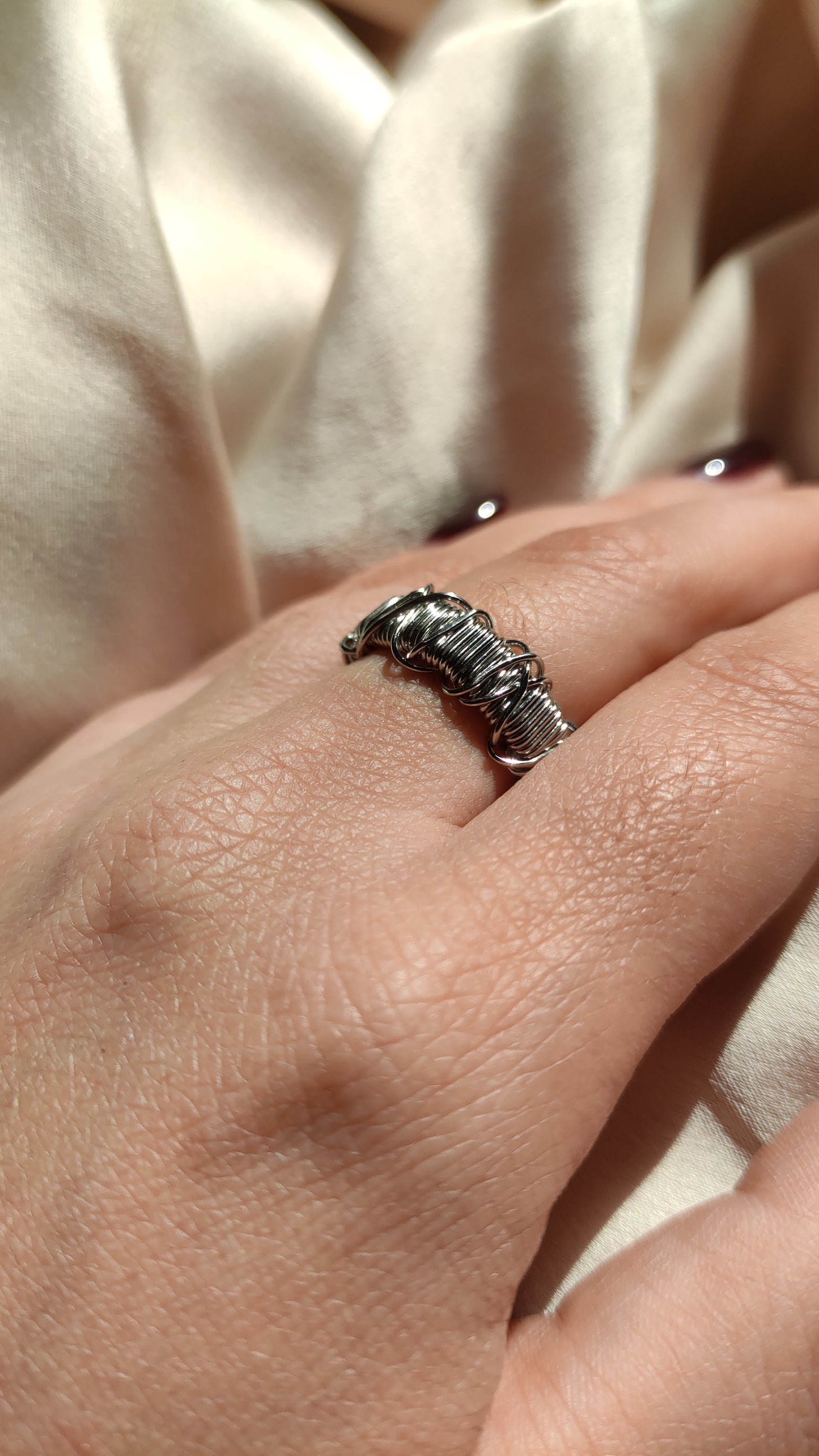 Anello intreccio